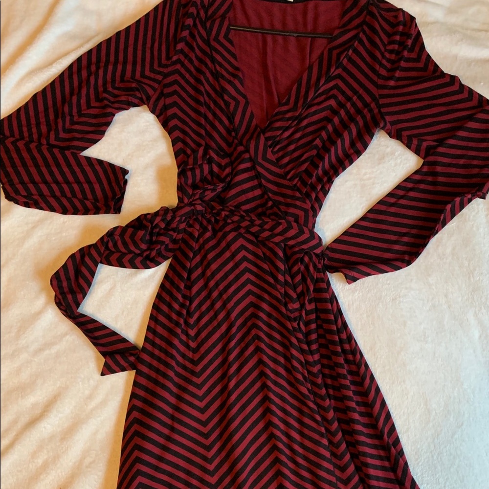 Banana Republic long sleeve wrap dress